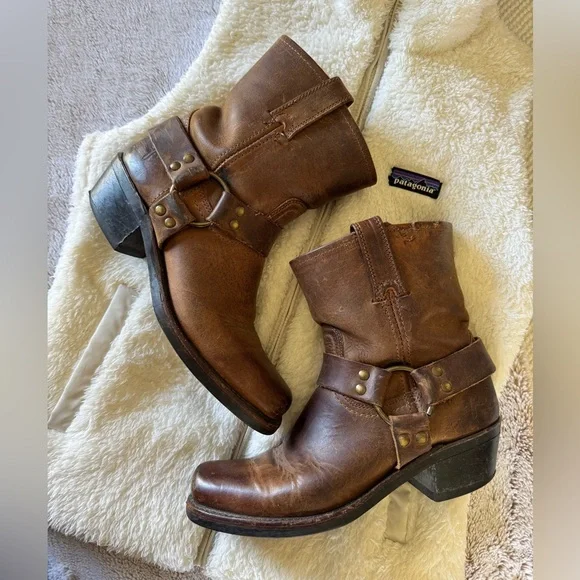 Frye Harness Boots 8R - Picture 1 of 6
